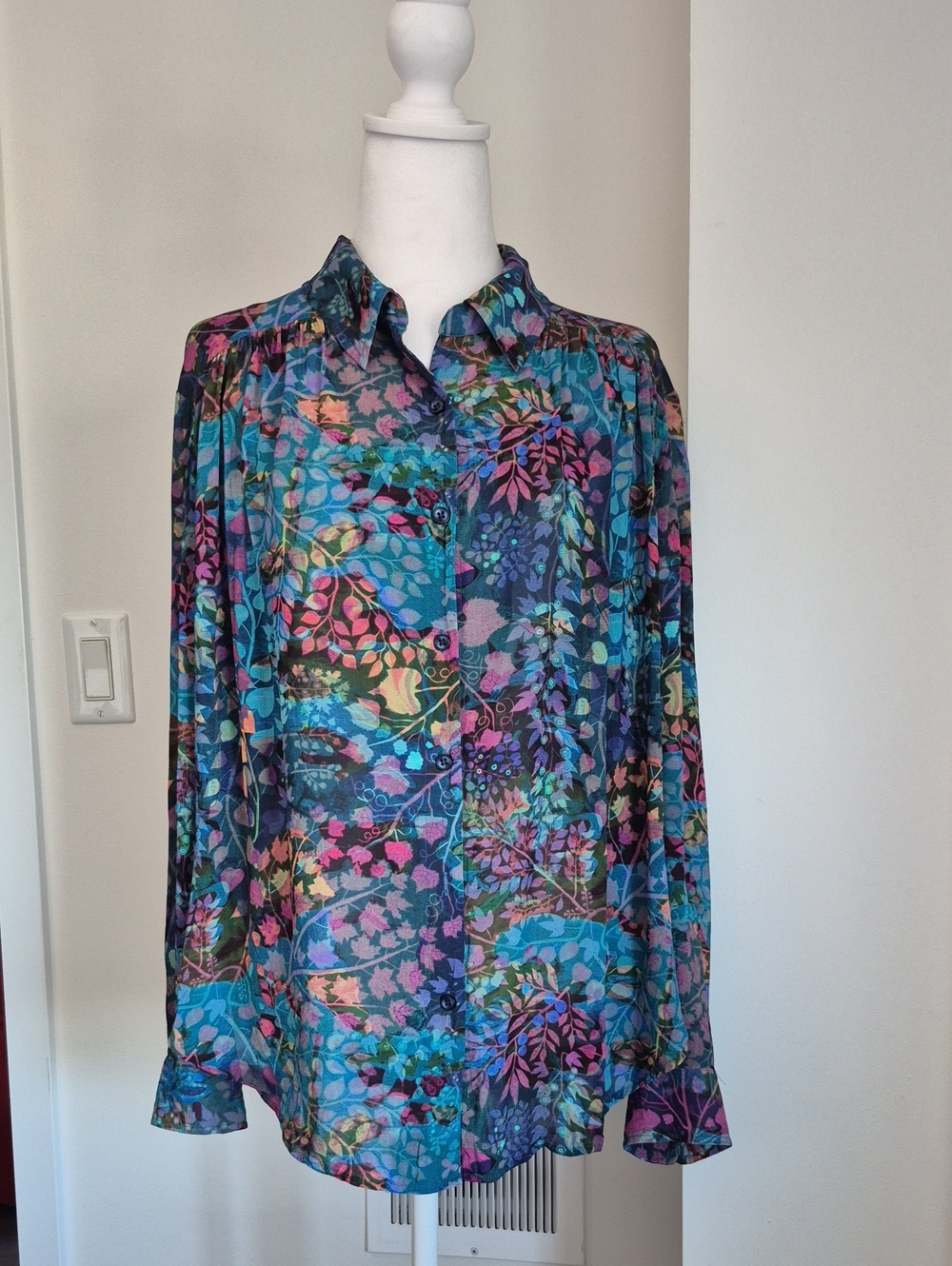 Peruvian Connection Multicolor Botanucal Print Sheer Blouse Size Large